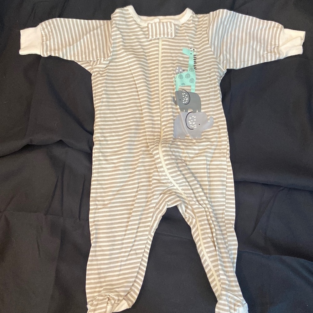 0-3 long sleeve onesie with stripes and animal design